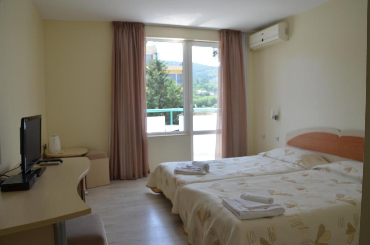 Sania Hotel Obzor Exterior photo
